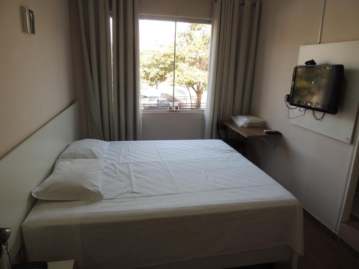 Hotel Belvedere Araras - Facil Acesso Hospital Sao Leopoldo E Faculdades Bagian luar foto