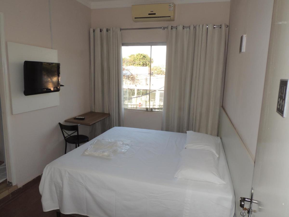 Hotel Belvedere Araras - Facil Acesso Hospital Sao Leopoldo E Faculdades Bagian luar foto